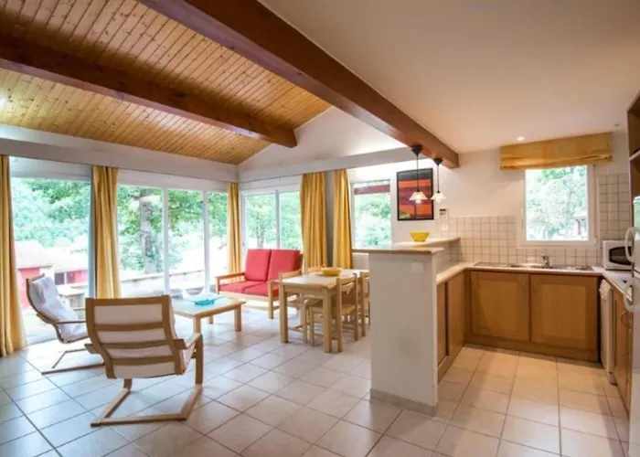 Scenic Retreat W Terrace