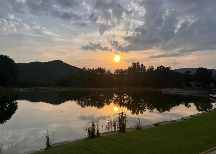 Scenic Retreat W Terrace Σπίτι διακοπών